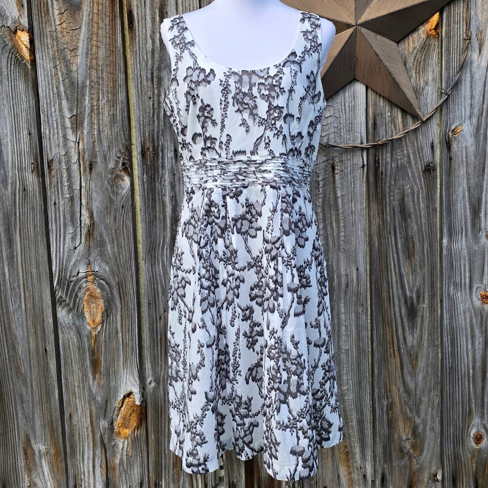 Floral Dress Loft Size 10 Sleeveless Gray White Print LIghtweight Cotton NWT